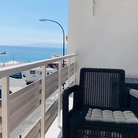 Playa La Arena By The Appartement Puerto de Santiago (Tenerife)