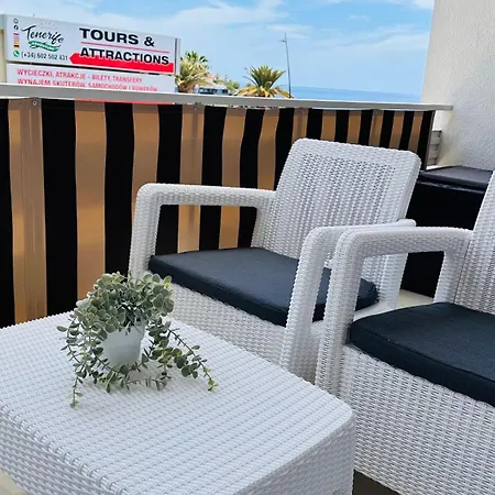 Playa La Arena By The Appartement Puerto de Santiago (Tenerife)